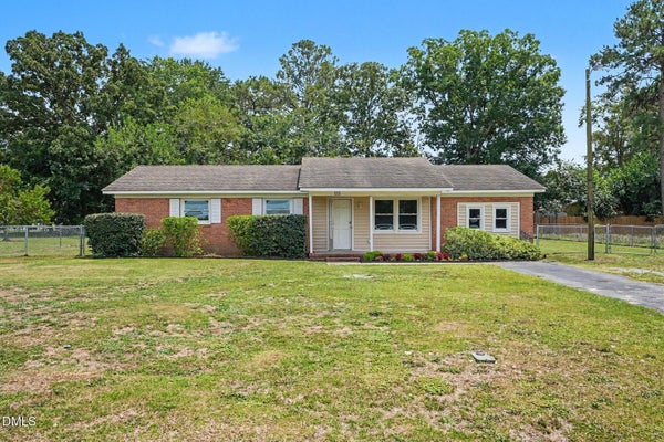 111 FOX DR, DUDLEY, NC 28333 - Image 3361ece95efb990dec4255dc498ca982/726892501