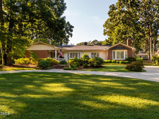 2216 CANTERBURY DR, BURLINGTON, NC 27215 - Image 336fa18242fb984246f9257ea1d342f4/3364056974