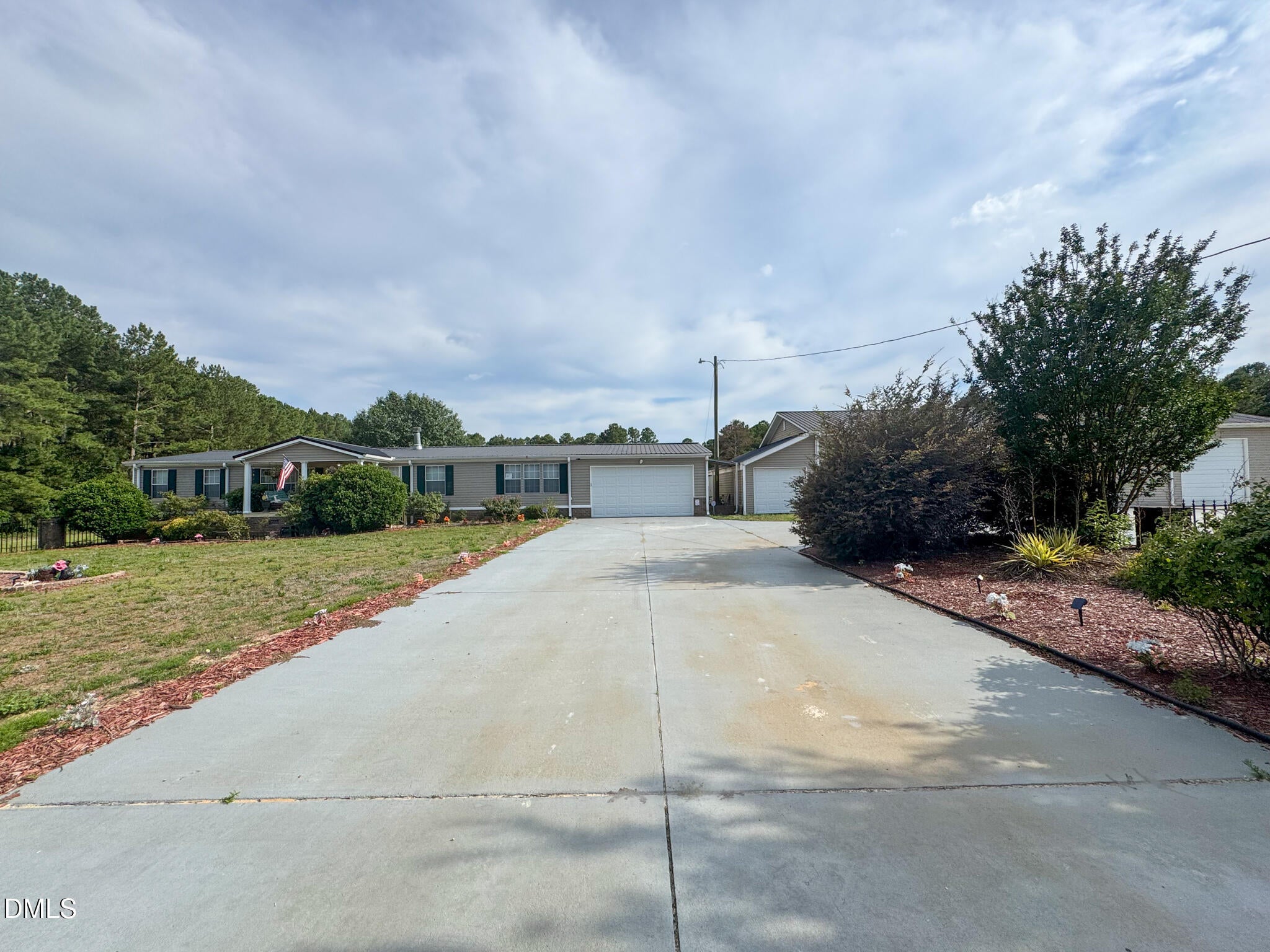 113 Pine Log Lane