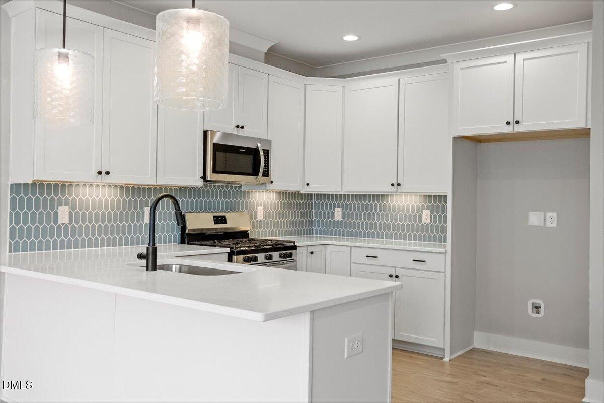 2282 Apex Peakway