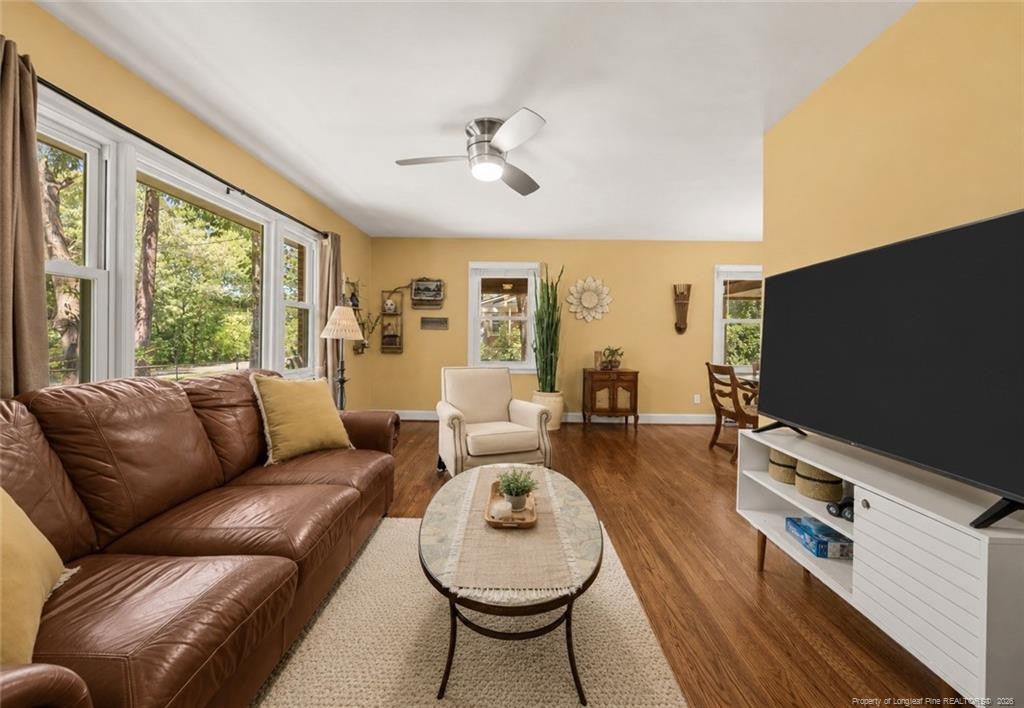 4332 Lakeside Drive