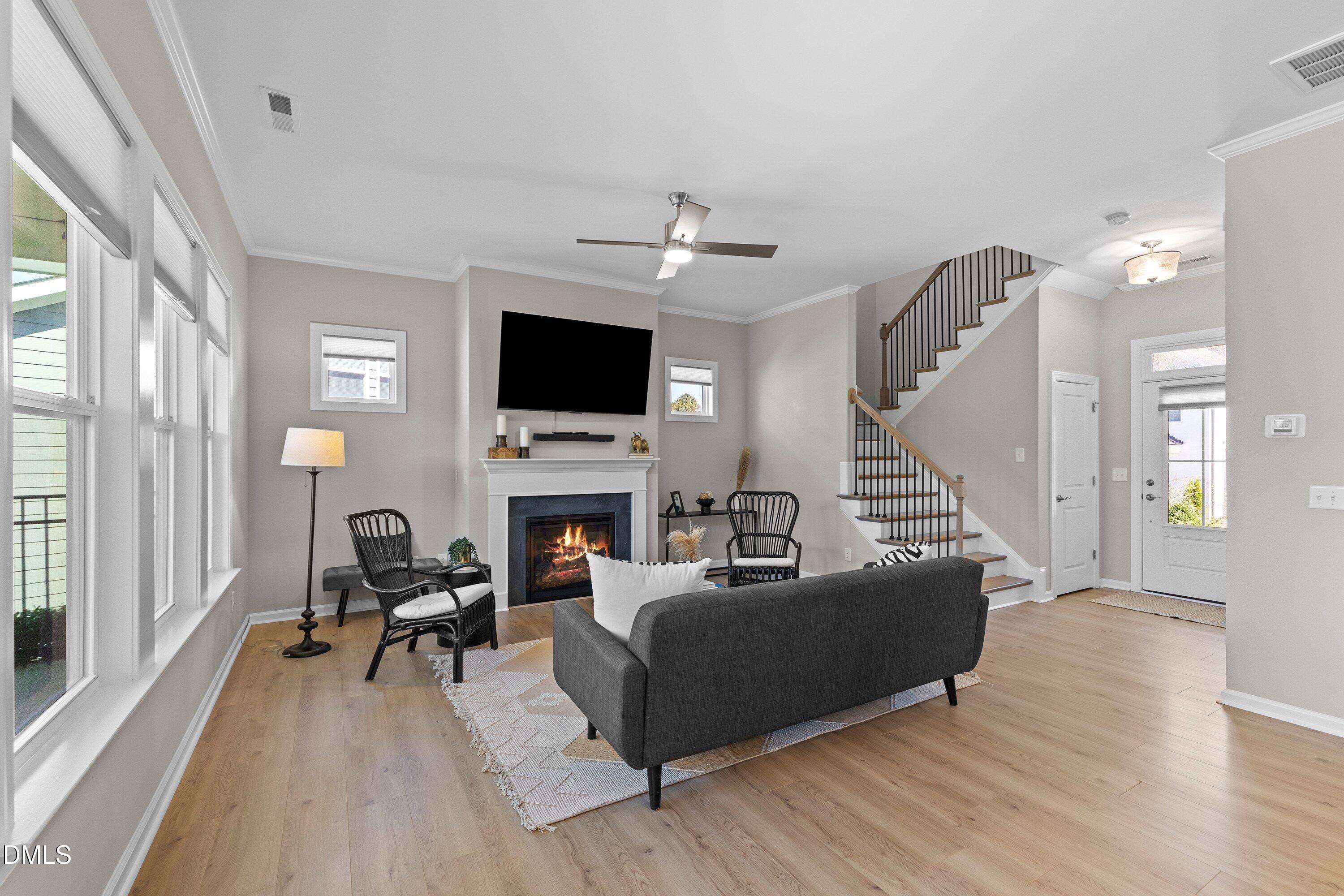 916 Market House Way