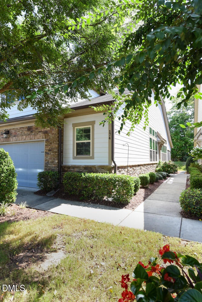 174 Ellsworth Manor Drive