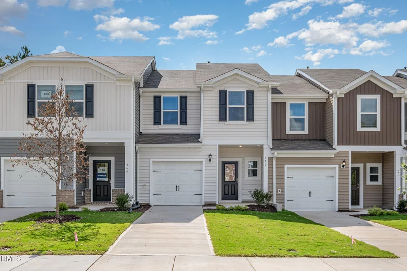 970 Rolling Fields Drive, photo 1 of 24