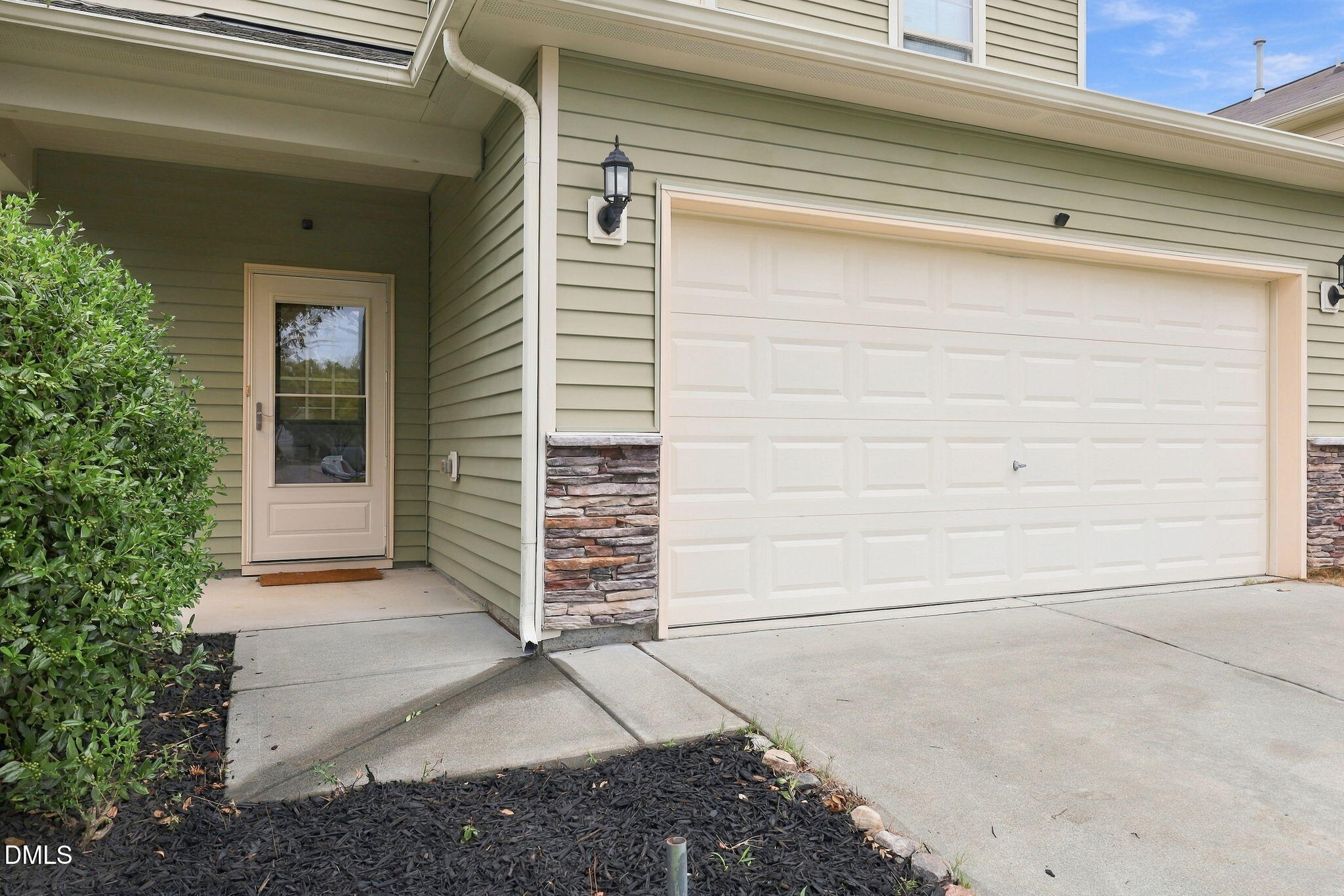 3665 Althorp Drive
