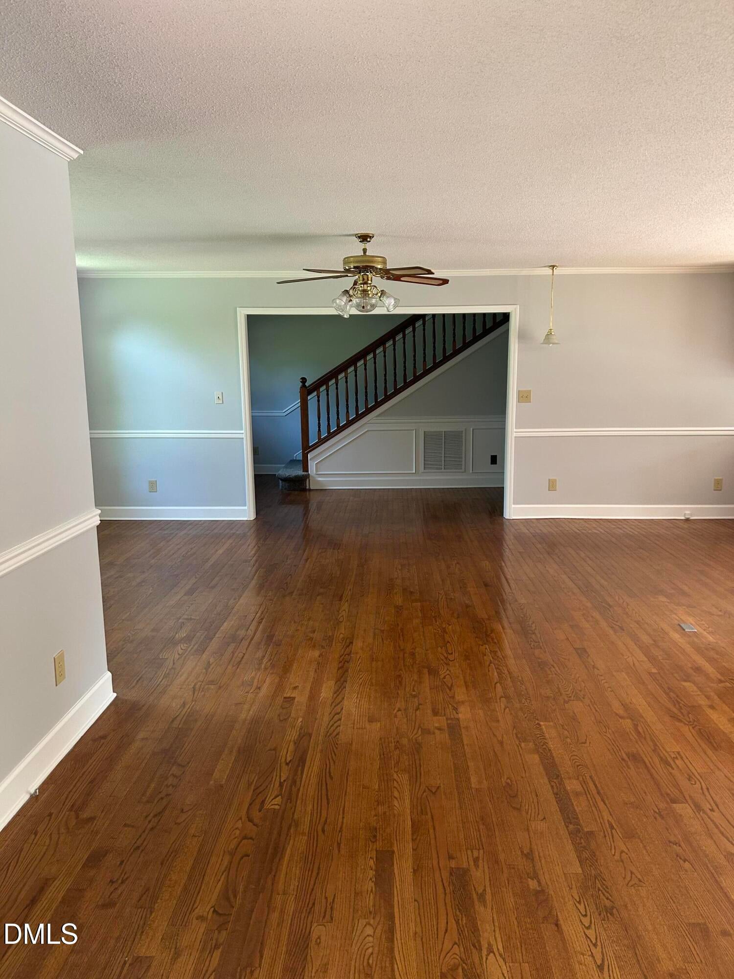 5601 Sky Lane Drive
