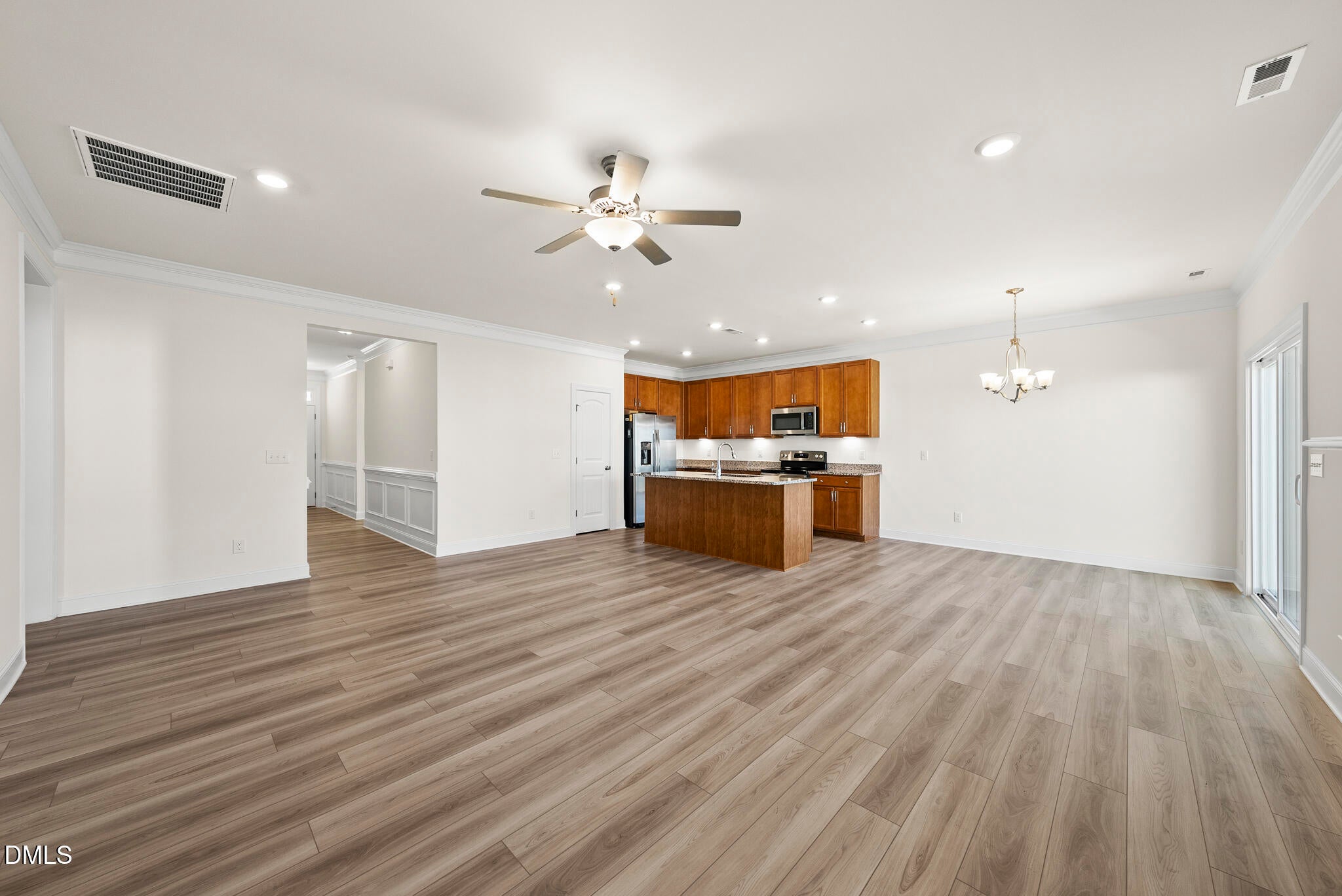 545 Glenwyck Court