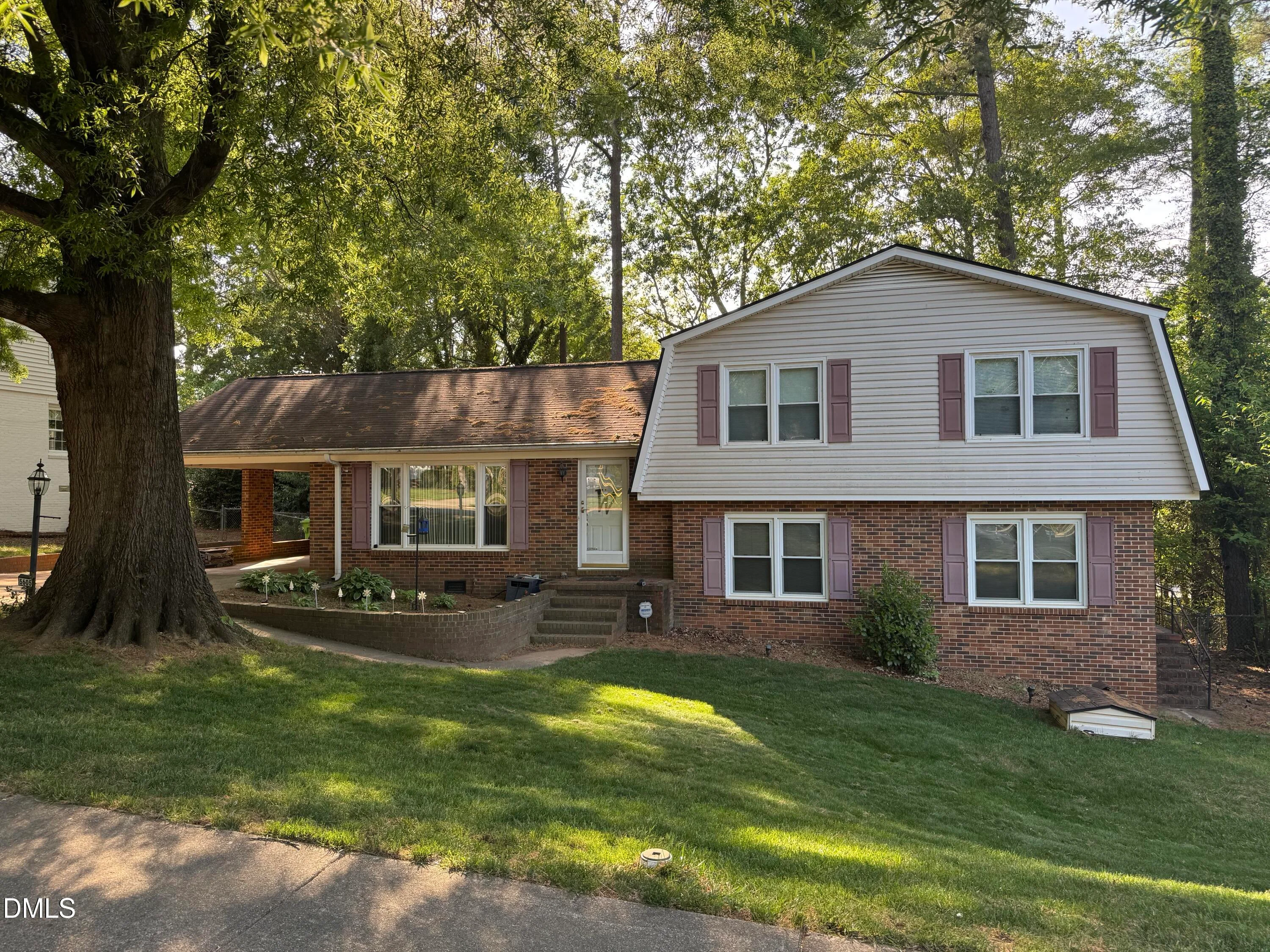 5605 North Hills Drive