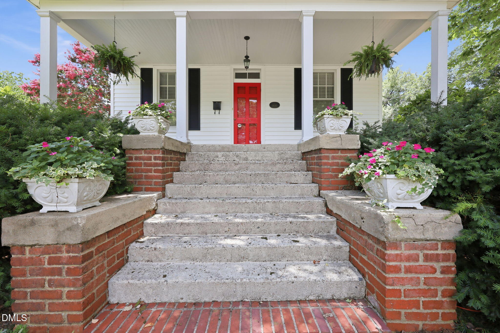 211 Barnette Avenue