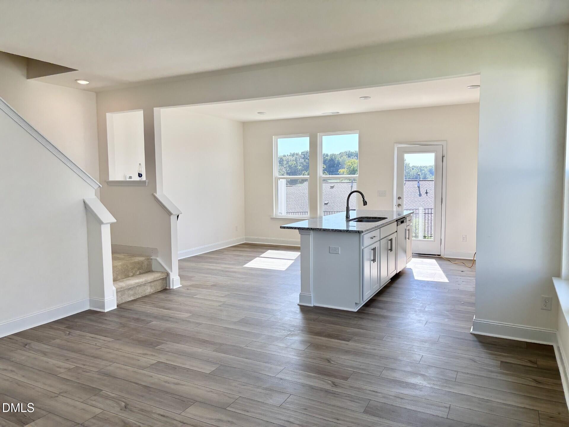 210 Carnaby Lane 136