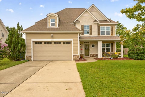 Photo of 3224 Winterwood Drive, Fayetteville, NC 28306 (MLS # 10188402)