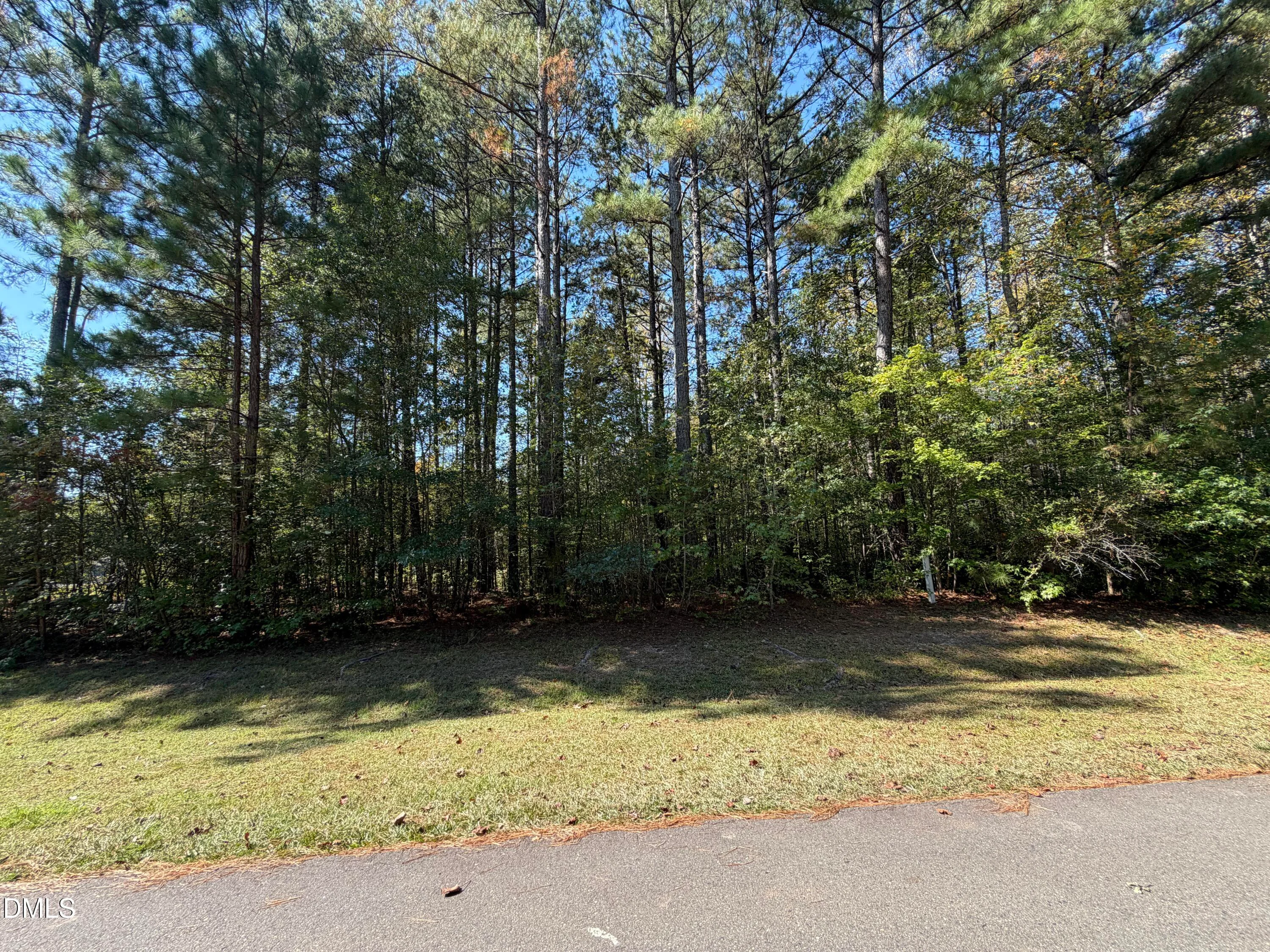 33 Willow Creek Court