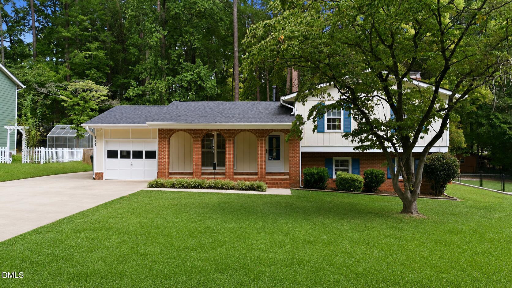 116 Heatherwood Drive