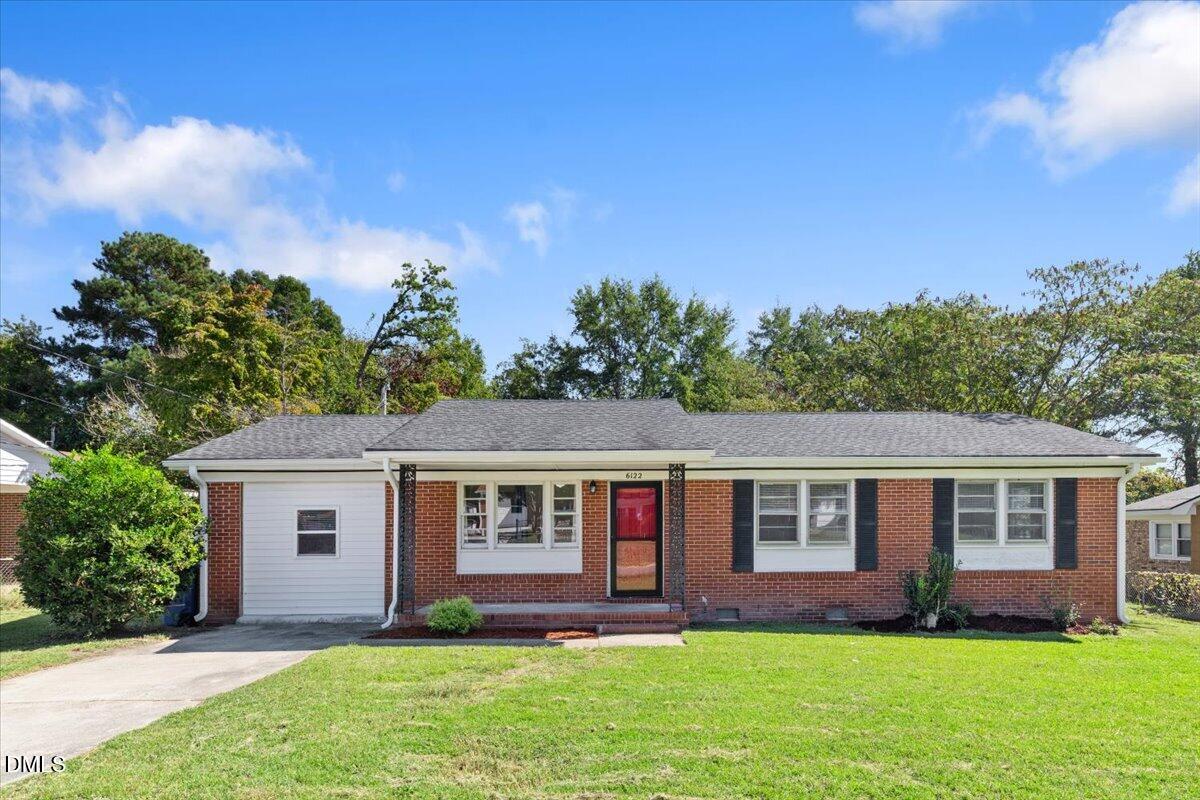 6122 Conaway Drive