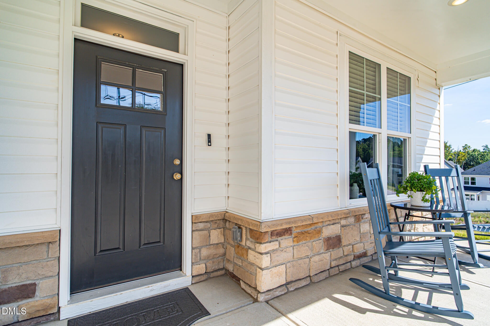 1515 Woodland Knoll Court