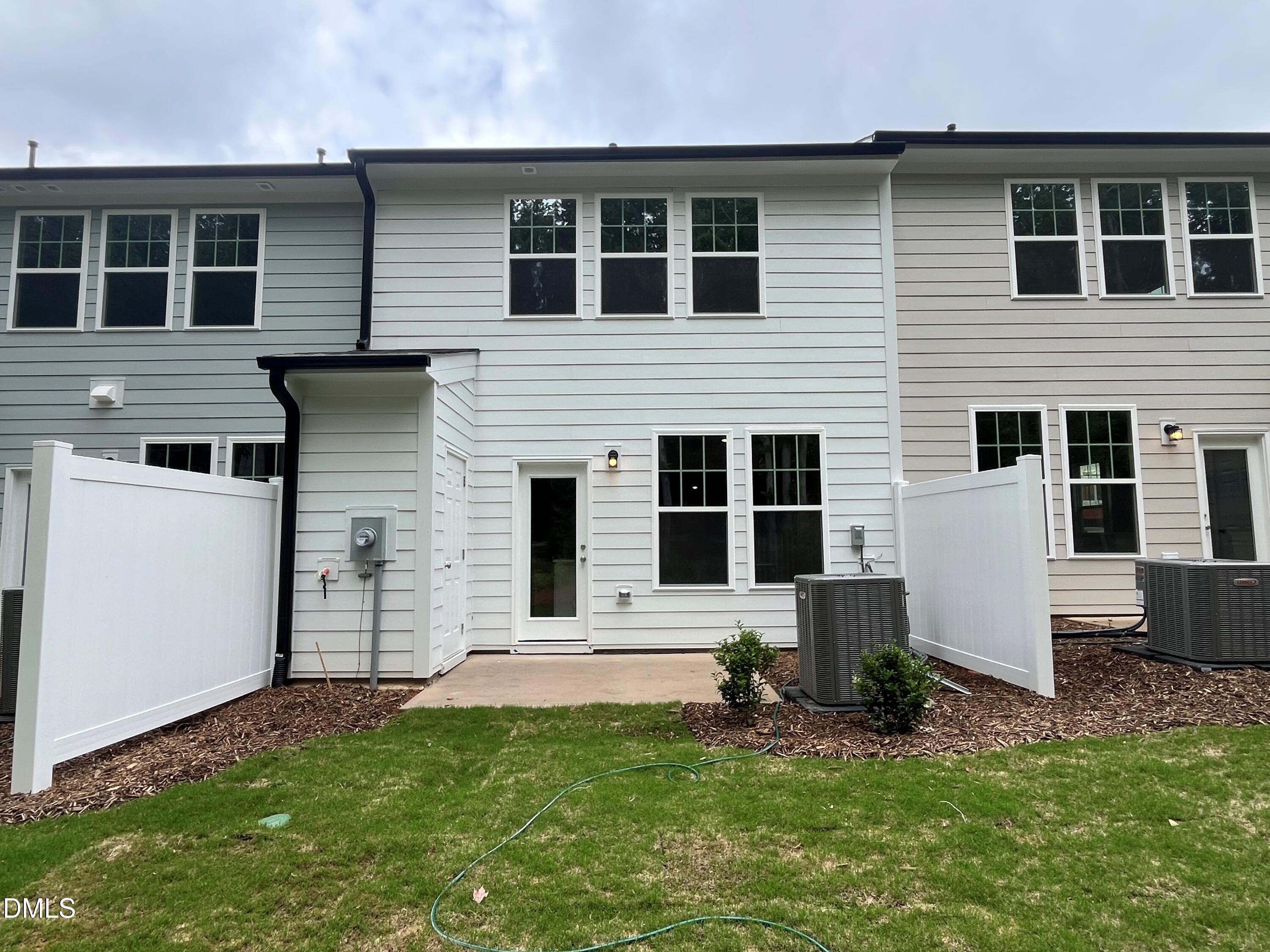 1322 Hammond Drive