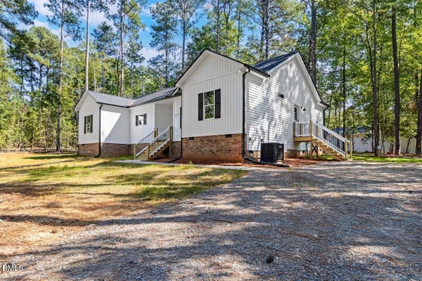 151 TWIN OAKS LN, LITTLETON, NC 27850 - Image 3804827ad2b18a013b2f4bcf671633a2/1253160727