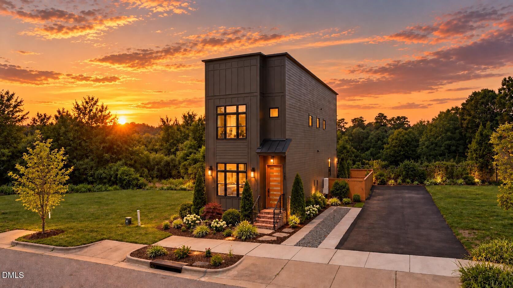 1608 Ellen Dawson Way