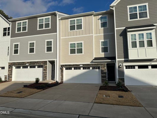 507 TOVA FALLS DR, DURHAM, NC 27703 - Image 38c9361d816598b62d25bc65606c2fda/3691843382