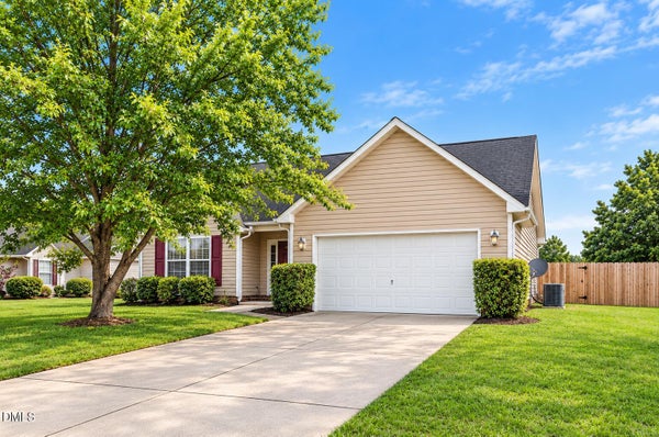 50 MACON CT E, SANFORD, NC 27332 - Image 393e2e99c2aca7b745610880b23cbf31/411012926
