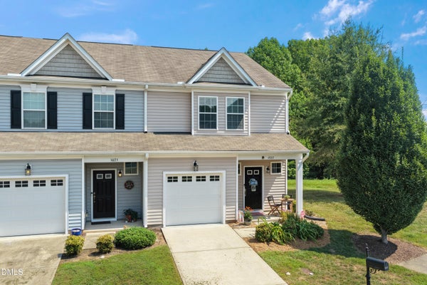 1027 RENEWAL PL, RALEIGH, NC 27603 - Image 39e7841c018e8b179517ff56d7ebf079/4287920616