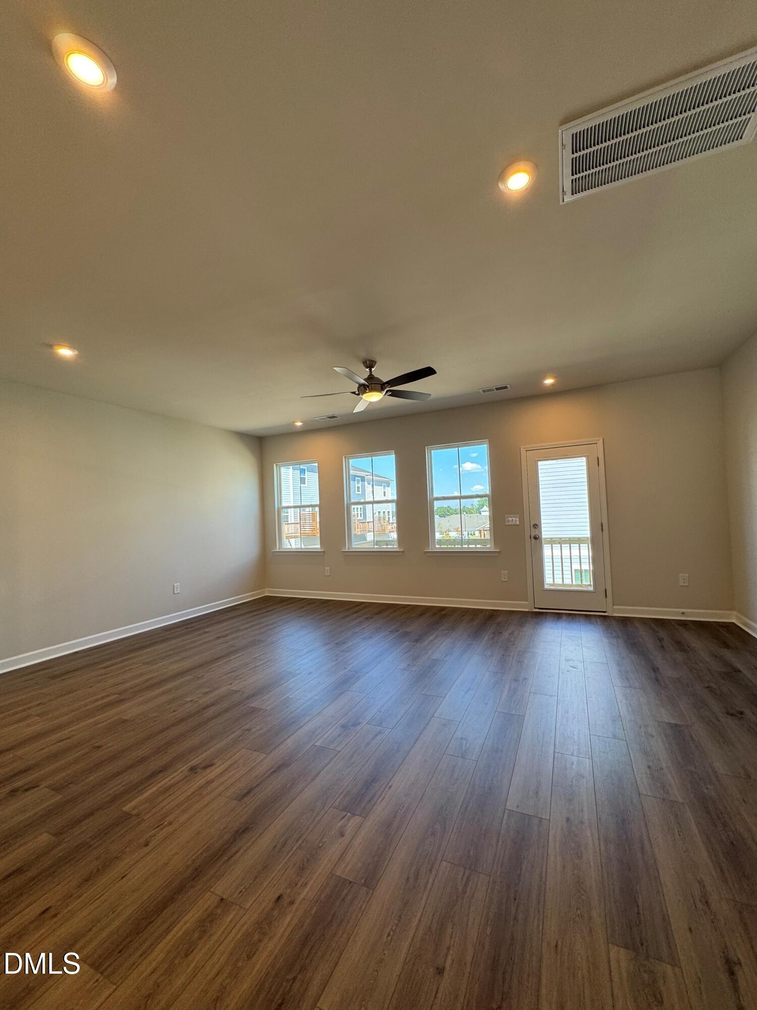 708 Hyperion Alley