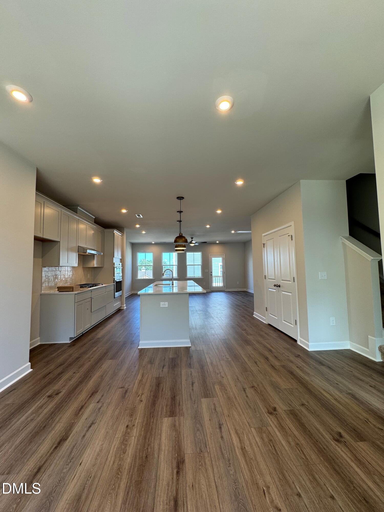 708 Hyperion Alley