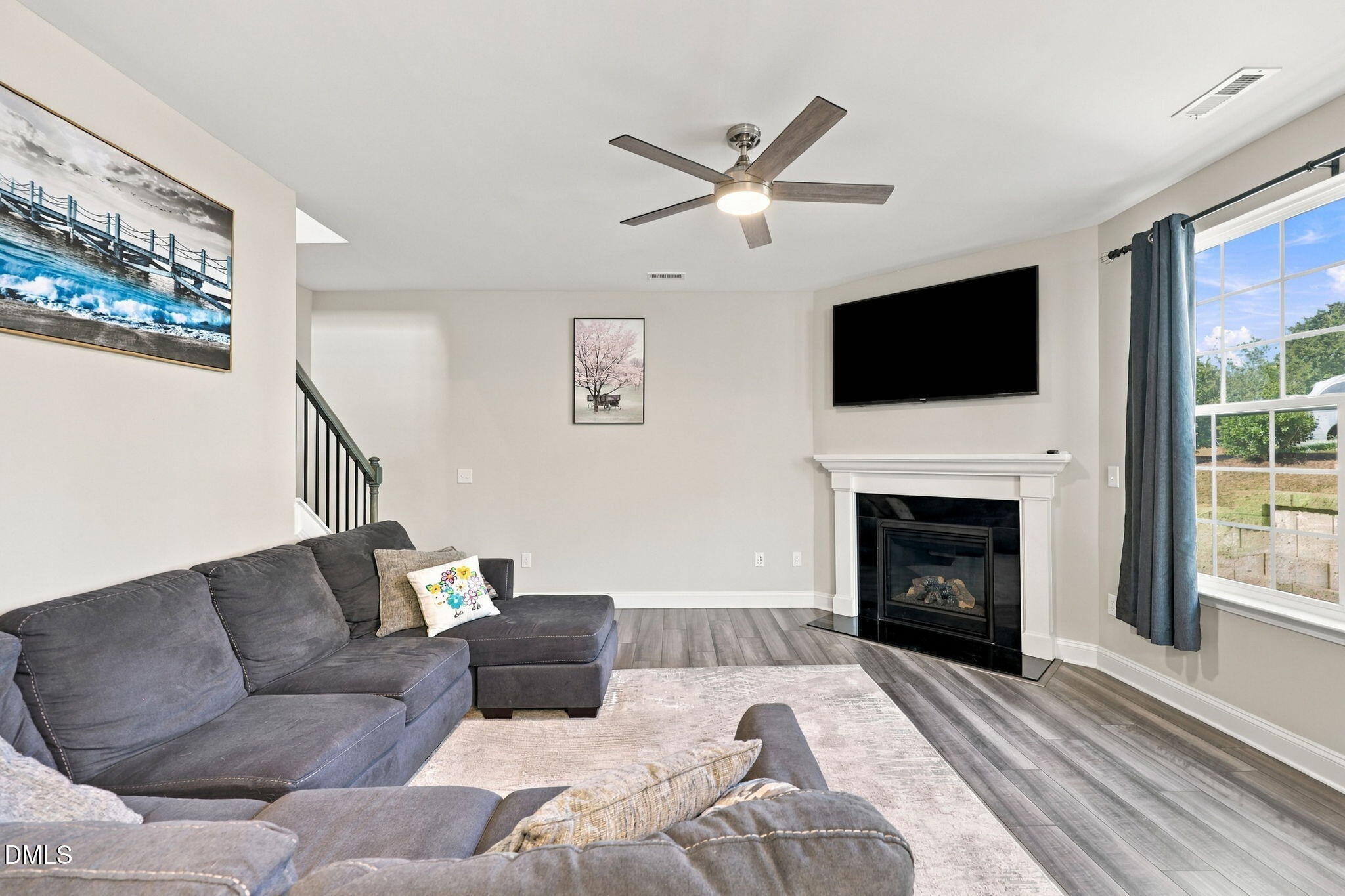2170 Campbell Loop
