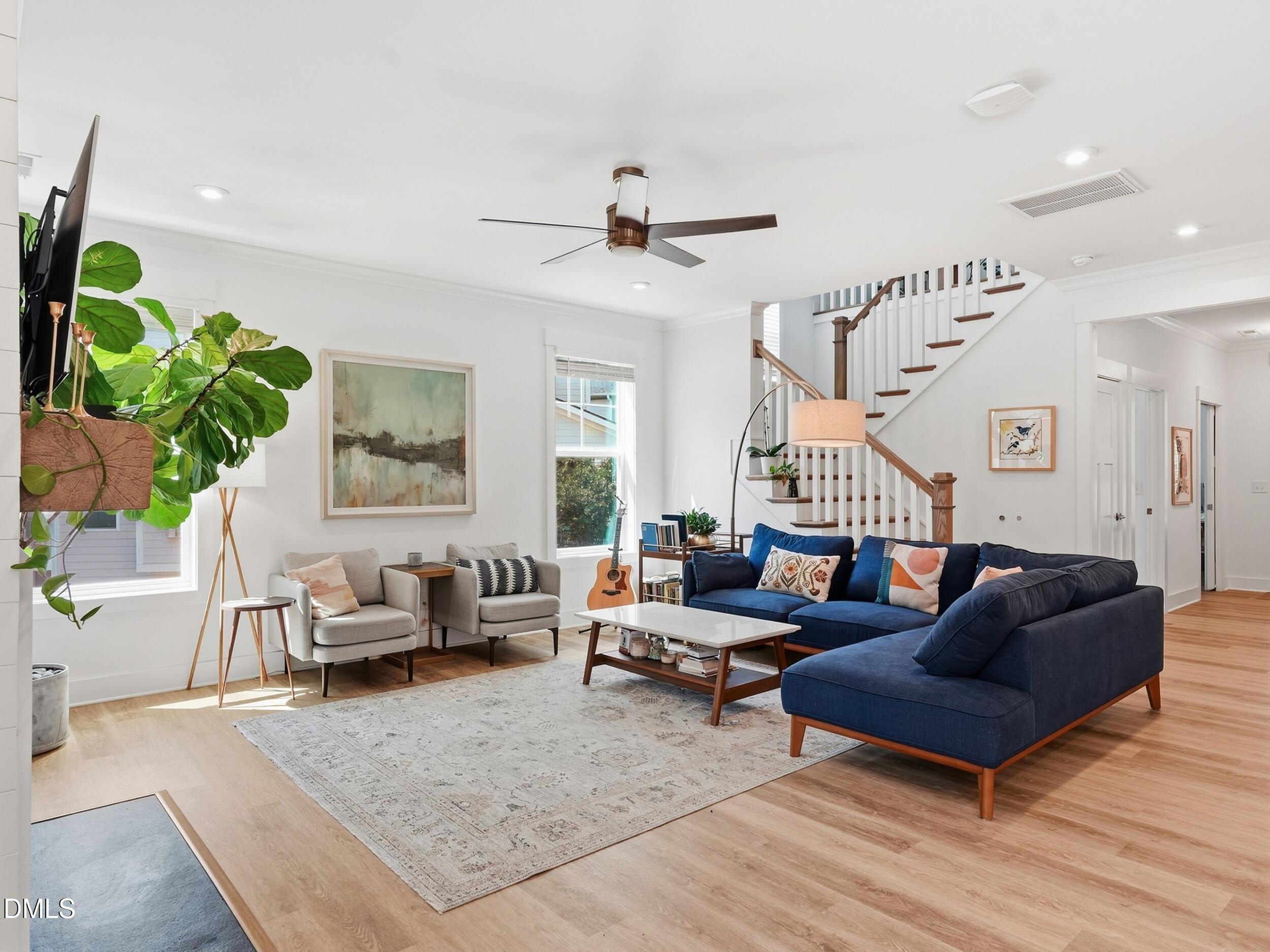151 Dunloe Lp