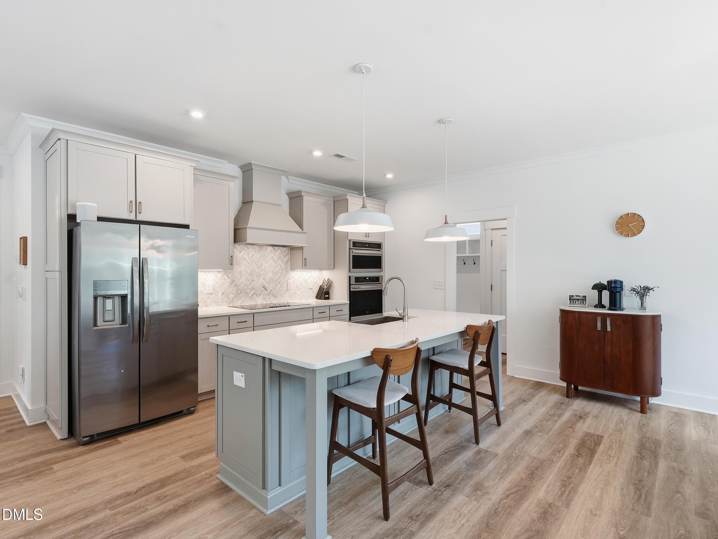 151 Dunloe Lp