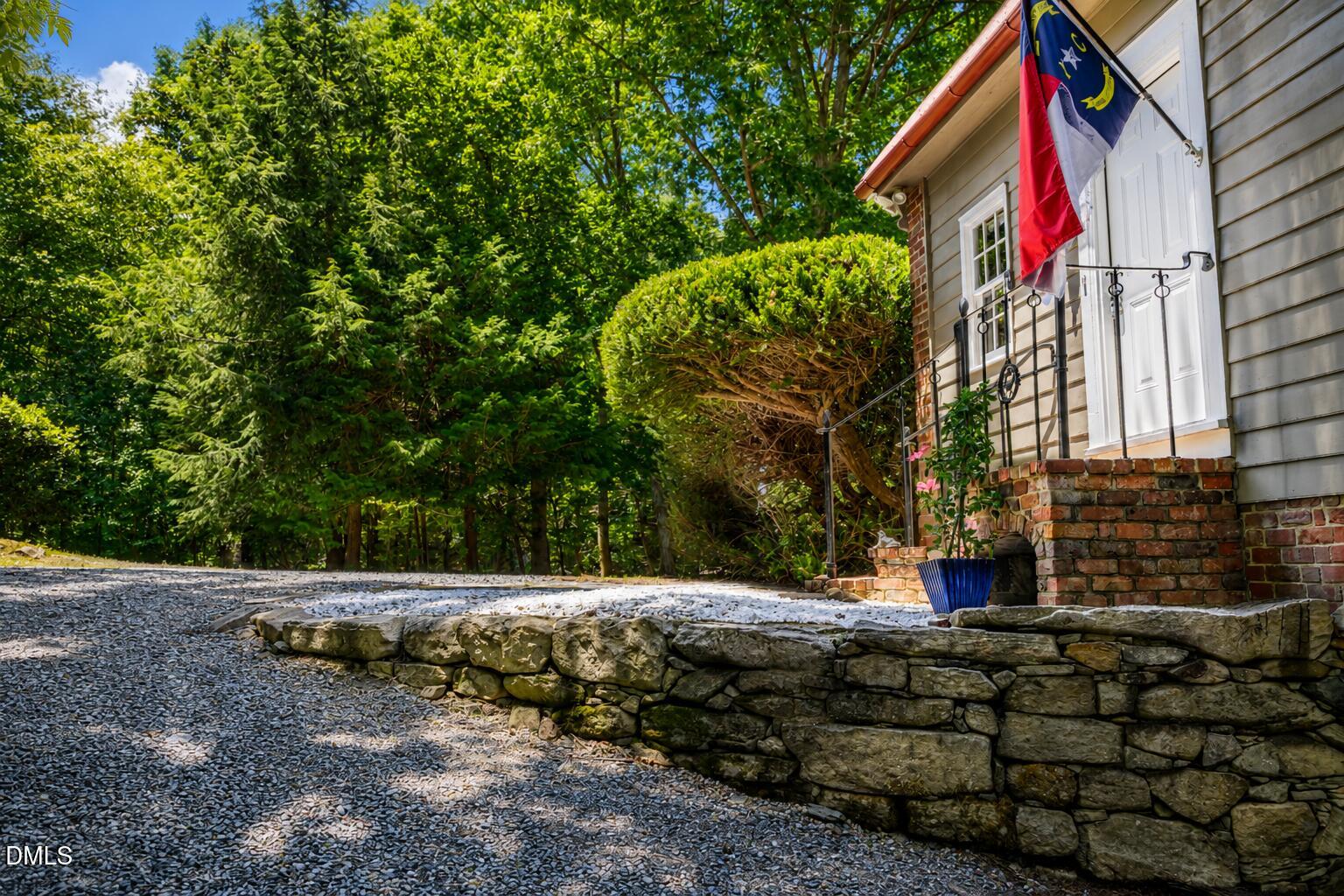 180 Hobbs Road
