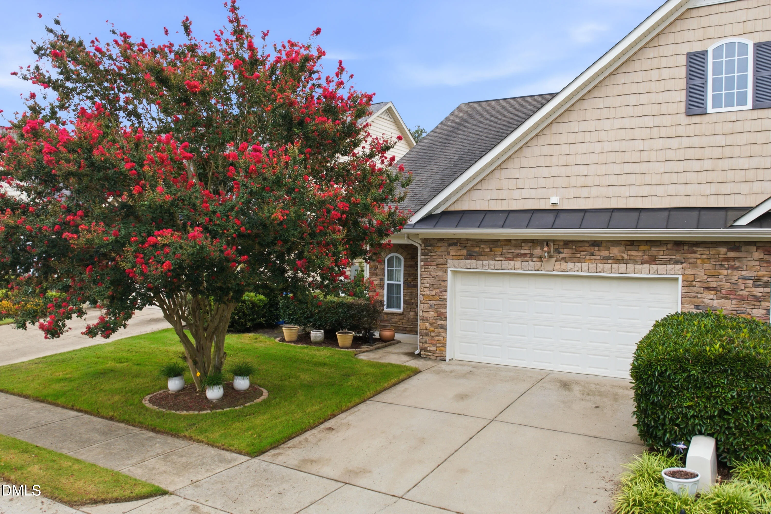 8009 Crookneck Drive