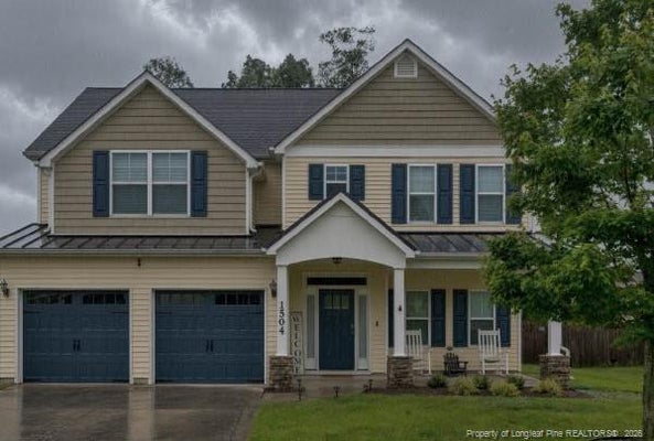 1504 LAGUARDIA DR, HOPE MILLS, NC 28348 - Image 3b88df3c04100524d8e380d4c1ebeeac/2562150101