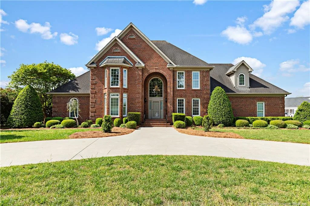 101 Kingsway Drive