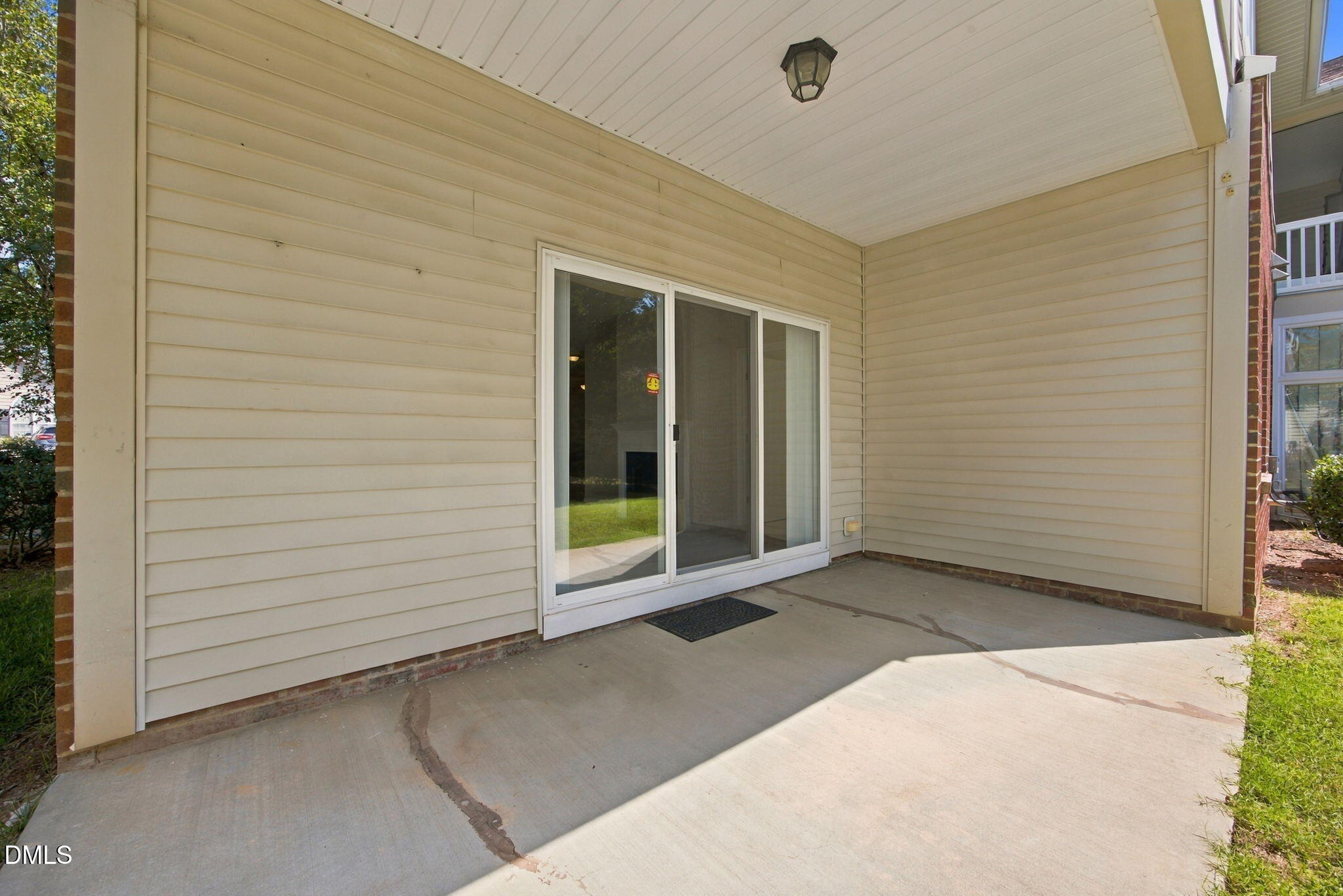 1014 Linen Drive