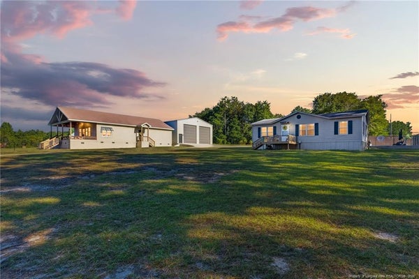 1744 SAMPSON ACRES DR, CLINTON, NC 28328 - Image 3bce8b63248459b4d9c5ba981e669c41/1779585902