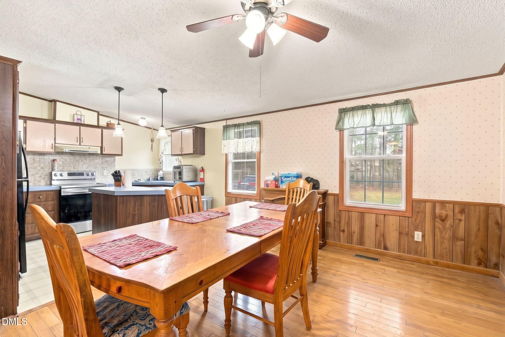 175 Sun Oaks Court