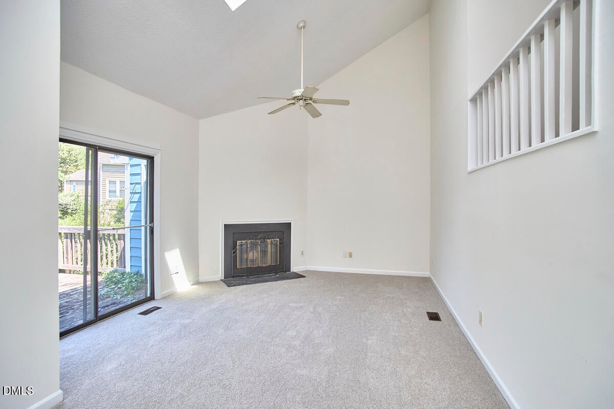 9 Hickory Wood Square