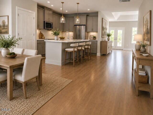 526 Valentine Court