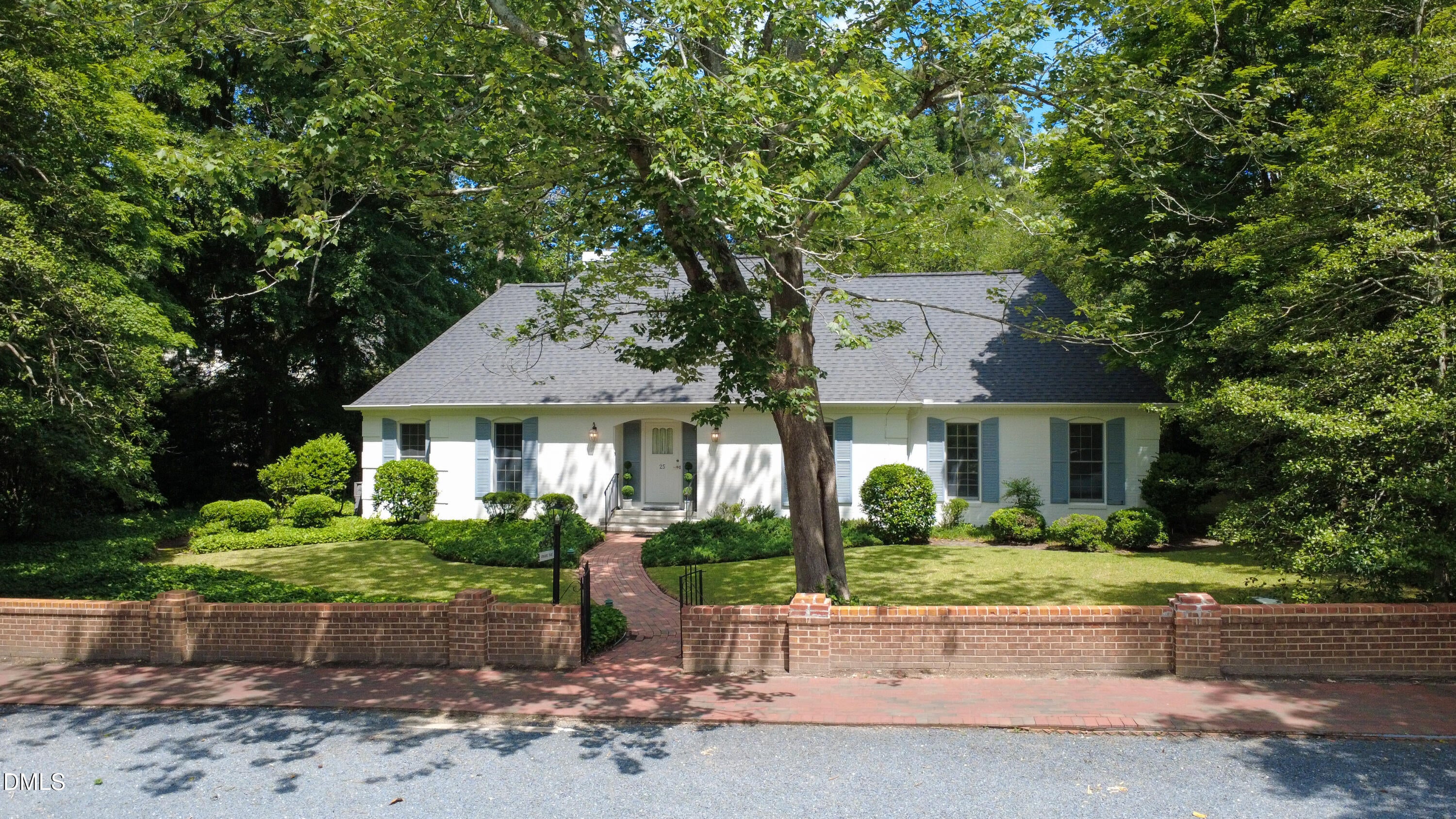 25 Magnolia Road
