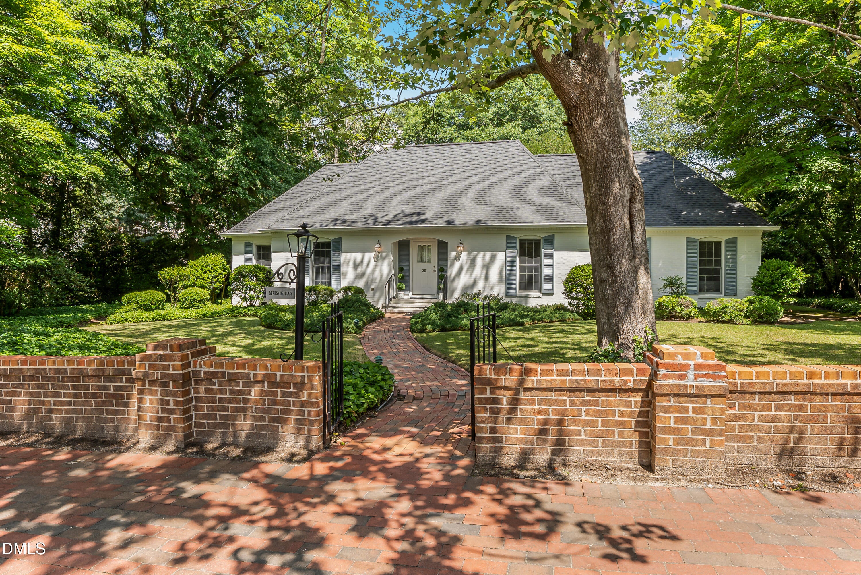 25 Magnolia Road