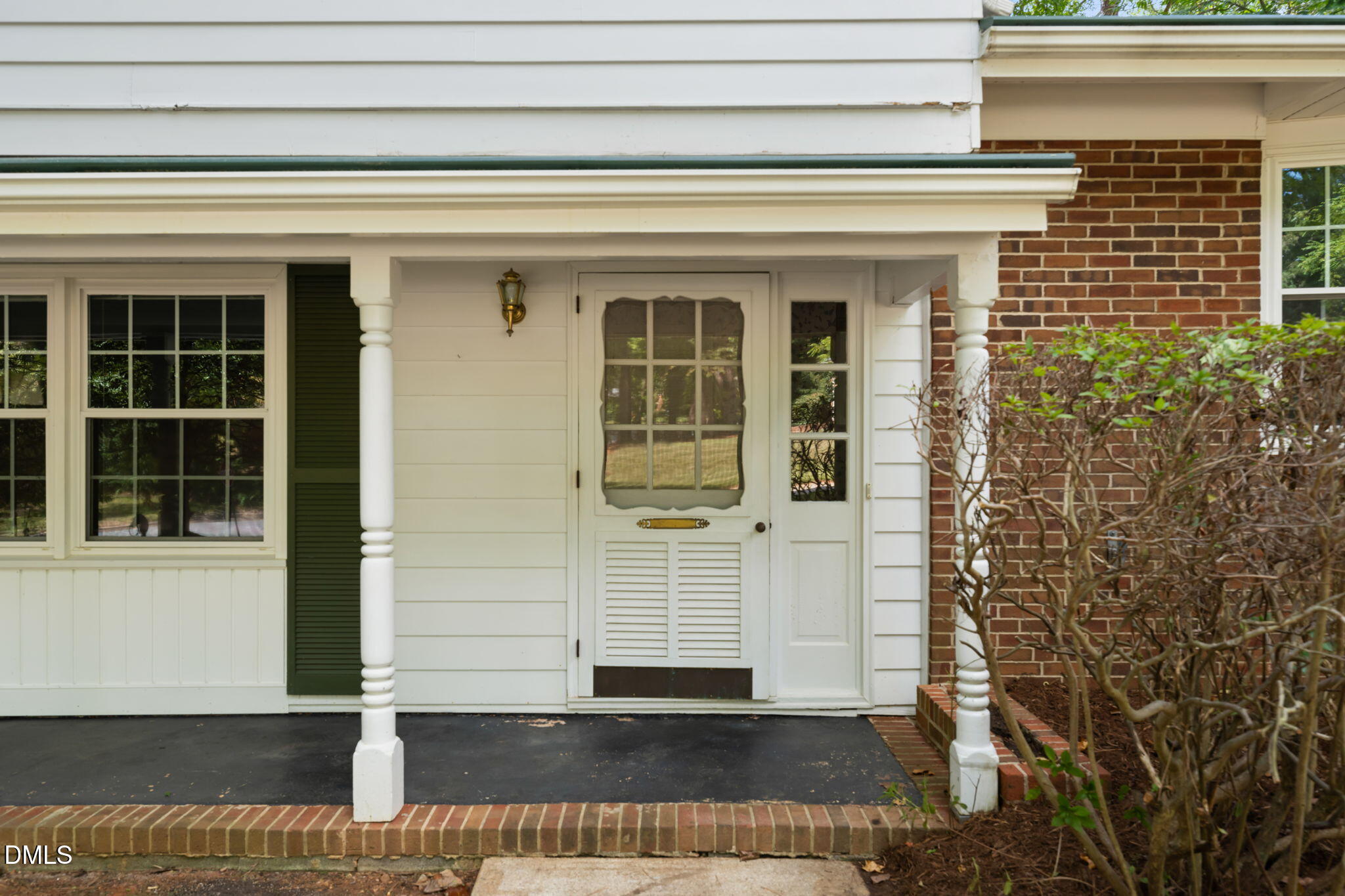 5701 Hayloft Circle