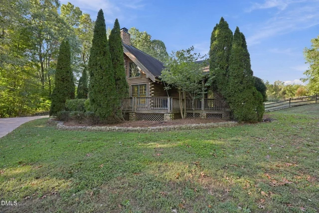 6711 Buck Springs Trail, photo 3 of 43