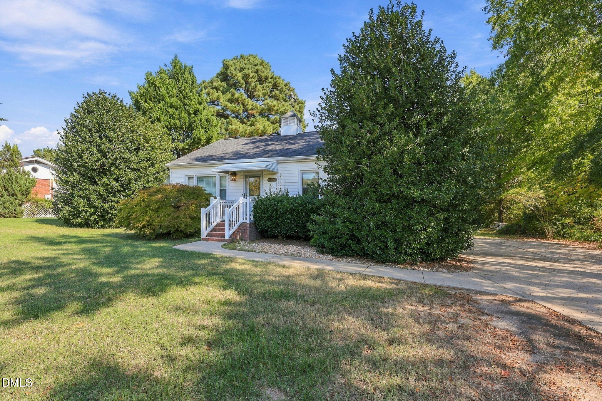 717 Tingen Road