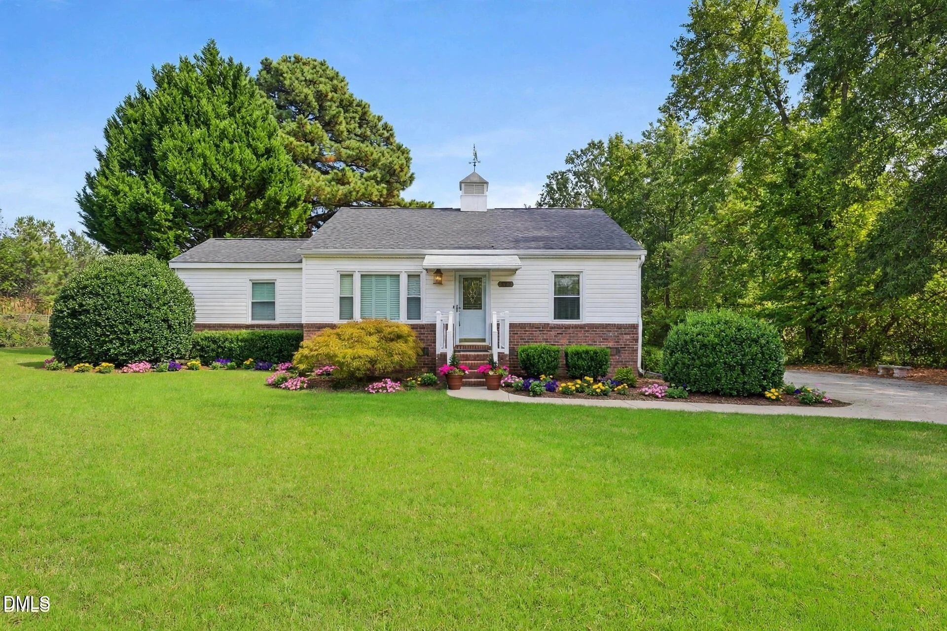 717 Tingen Road
