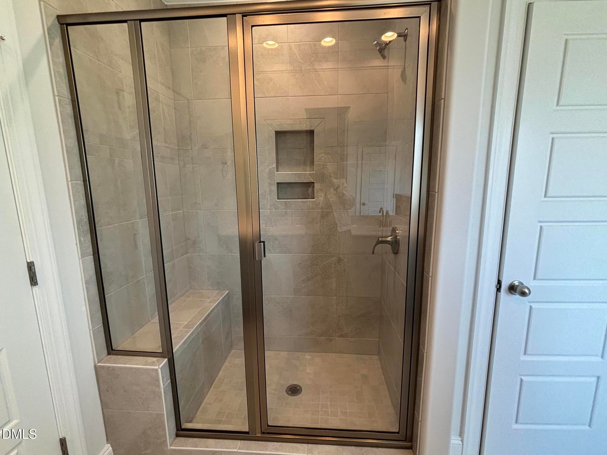 1041 Bonanza Lane 37