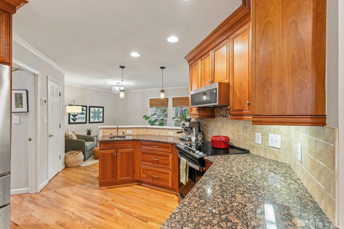 537 Ellynn Drive
