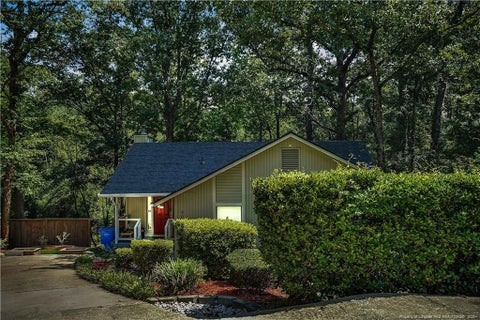Photo of 304 Whipple Tree Lane, Fayetteville, NC 28314 (MLS # LP768334)