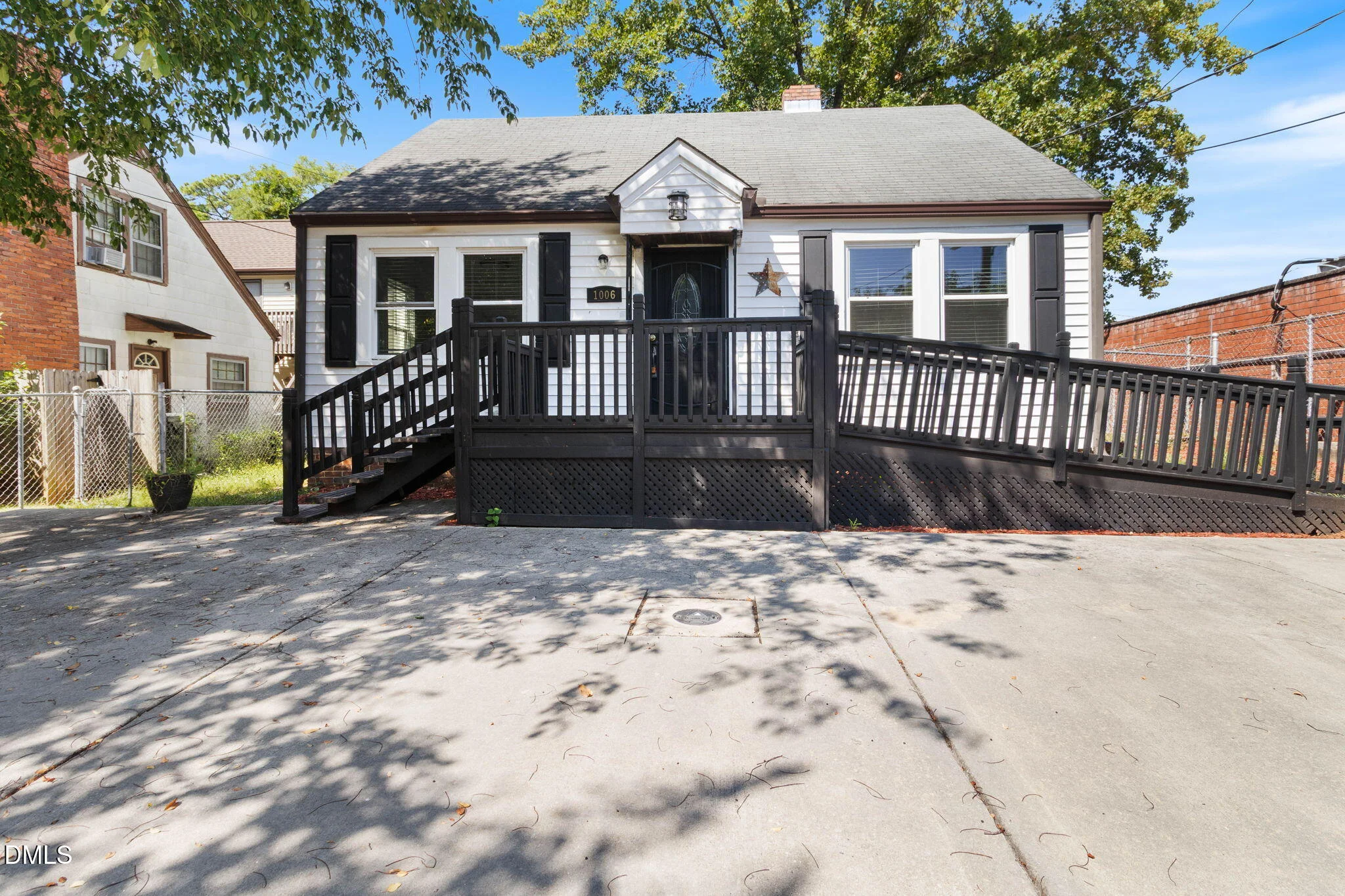 1006 Carlton Avenue
