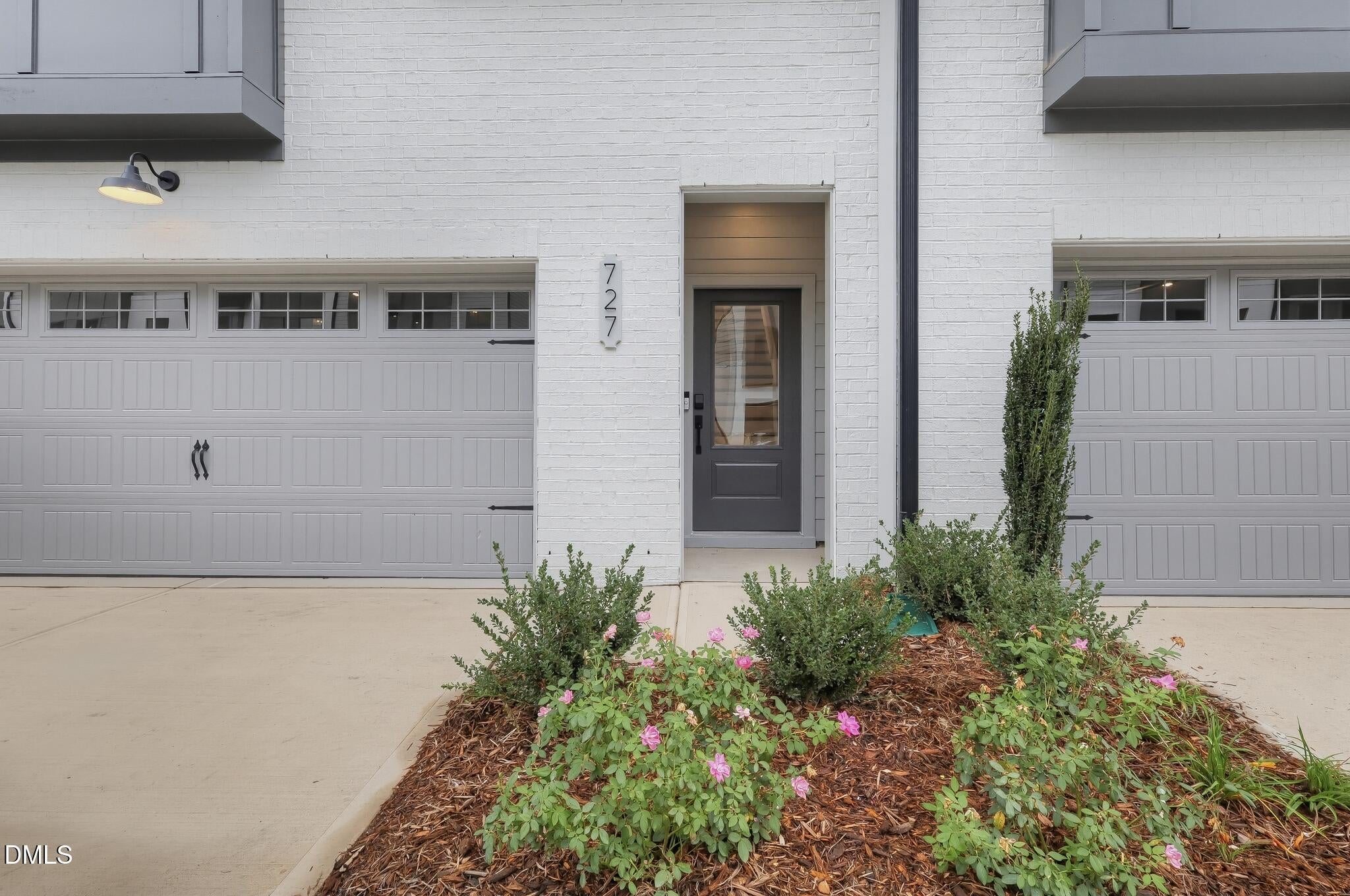 727 Mildred Oaks Court